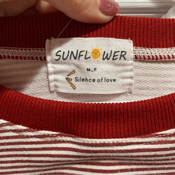 ROMWE Women’s Striped Long-Sleeve Crop Crewneck Pullover Top - red/white, size M - Picture 4 of 5